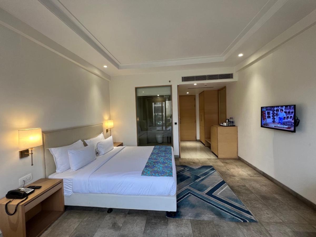 Parklane Resort Дханбад Экстерьер фото